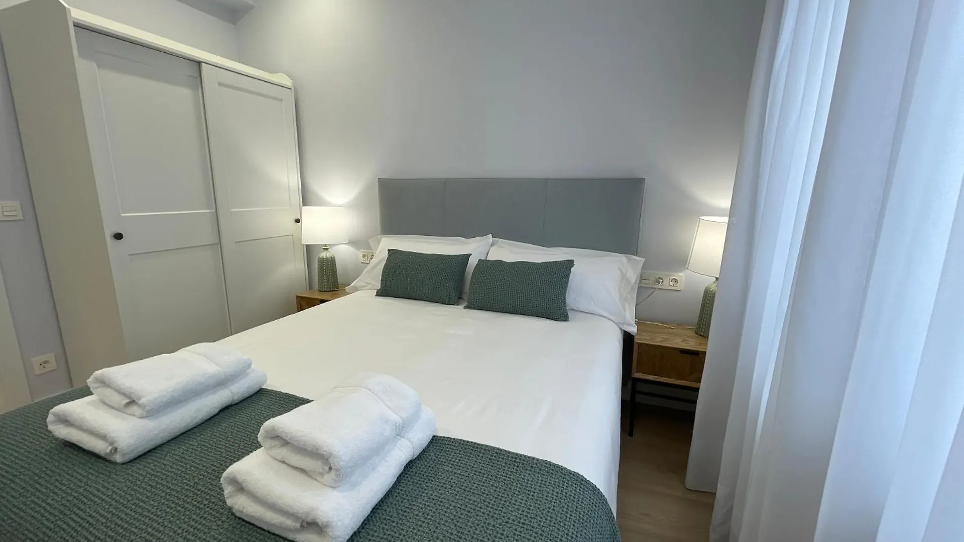 Byandreea Apartaments Etxebi Guernica y Luno 0*,